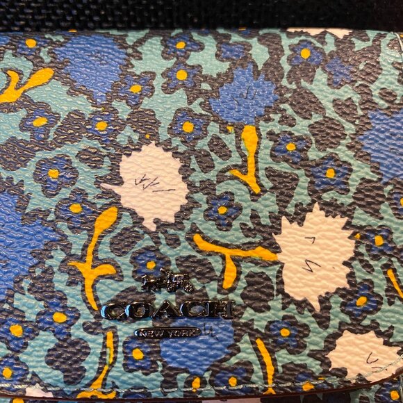 Coach New York Small Wallet style 57837 - Picture 1 of 8